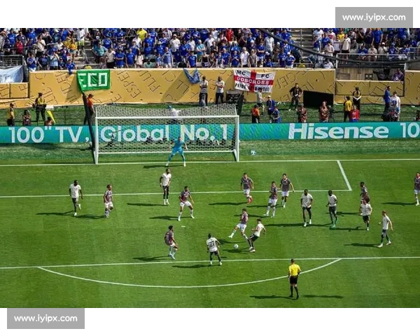 聚焦足球赛场风云打造专业深度报道新平台引领球迷阅读新时代潮流